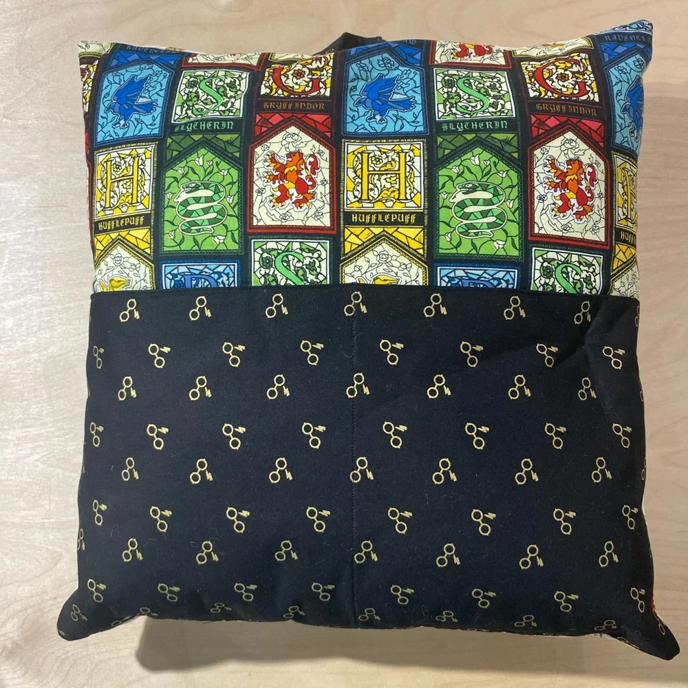 Hand Crafted Hogwarts House Crest Pillow - Multicolor (NX)